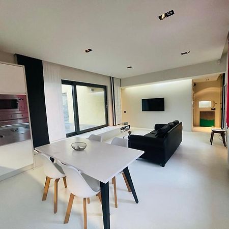Down Town Penthouse With Private Parking Apartment Bruxelles Exterior foto