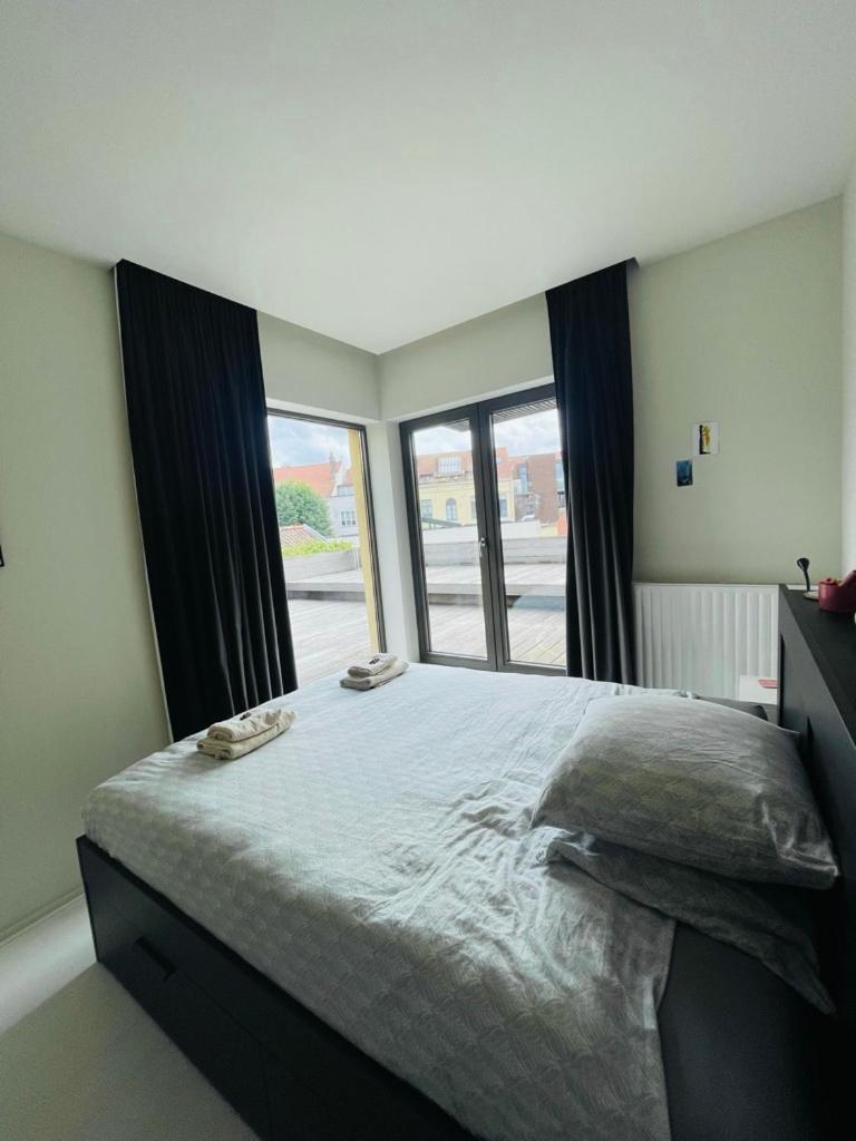 Down Town Penthouse With Private Parking Apartment Bruxelles Exterior foto