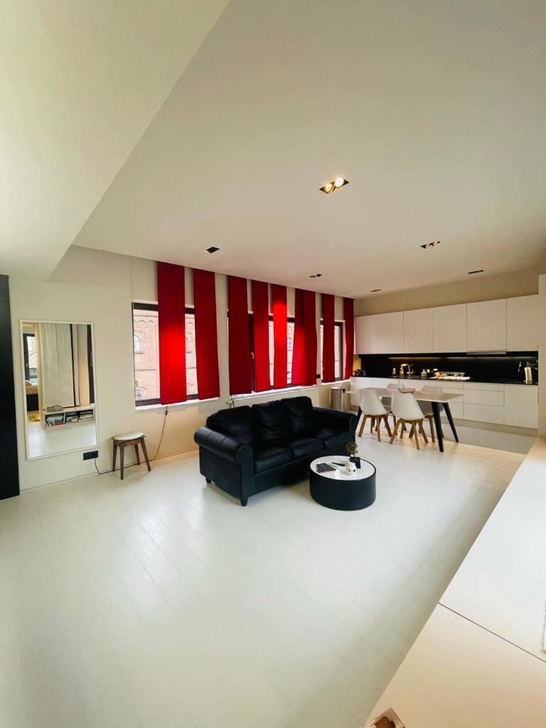 Down Town Penthouse With Private Parking Apartment Bruxelles Exterior foto